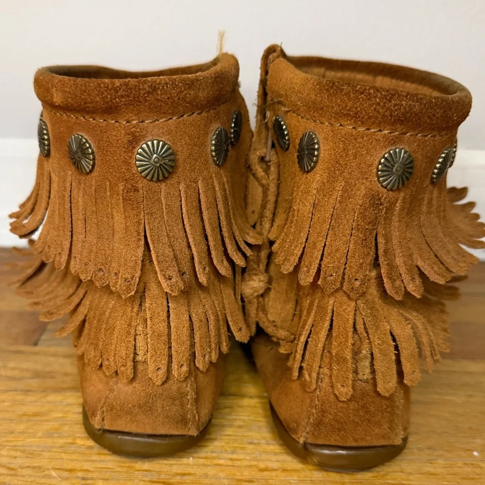 Minnetonka Kids Double Fringe Suede Ankle Boots Size 3-4 Cognac